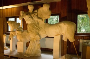 Skulpturensammlung des Zeus-Tempels in Olympia