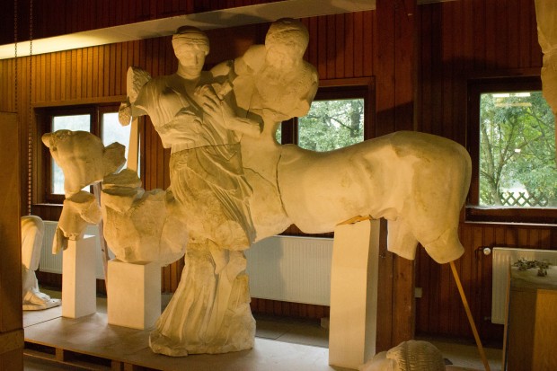 Skulpturensammlung des Zeus-Tempels in Olympia