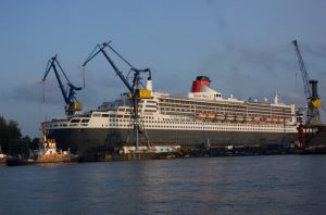 Queen Mary 2 bei Blohm + Voss