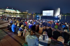 Filmfest Open Air am Jungfernstieg