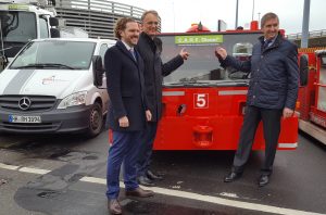 Johannes Lehken von Neste, Staatsrat Andreas Rieckhof und Geschäftsführer Michael Eggenschwiler