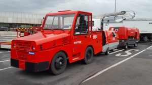 Mit C.A.R.E. Diesel betriebenes Fahrzeug am Hamburg Airport