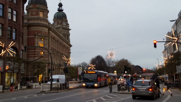 Der Weihnachtsstern auf der Dammtorstraße