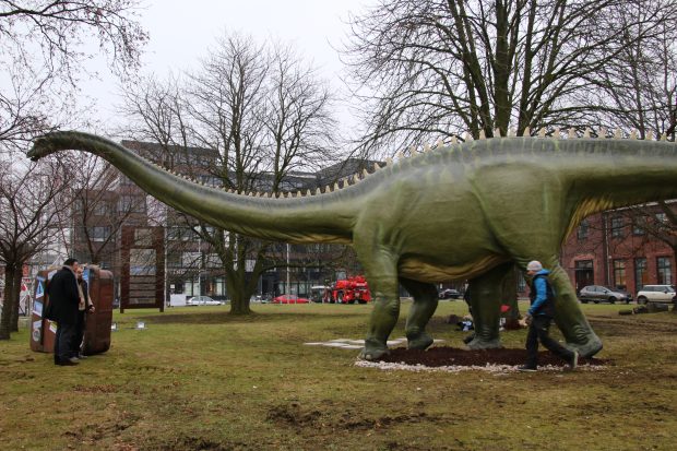 Langhalsdinosaurier aus dem Senckenberg Museum