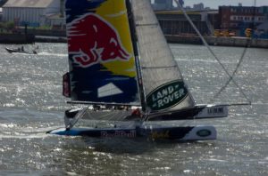 Das Red Bull Team bei den Extreme Sailing Series in der HafenCity