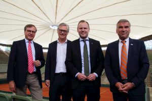 v.l.: Dr. Carsten Lütten, Alexander Otto, Andy Grote, Ulrich Klaus