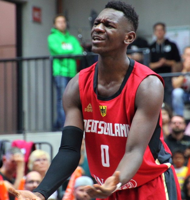 Isaac Bonga