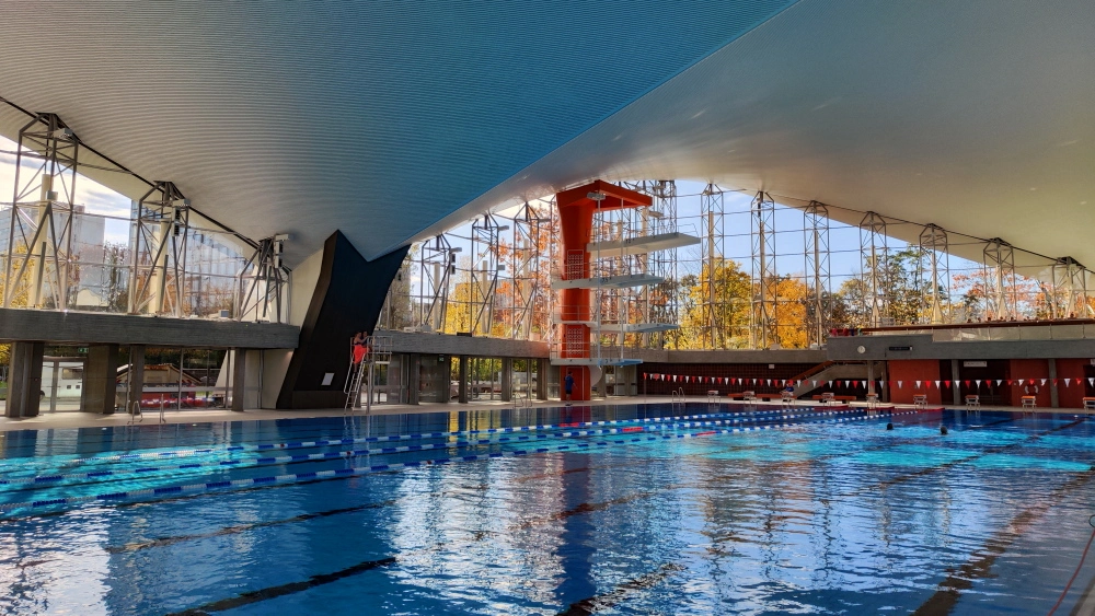 Die Alsterschwimmhalle nach der Sanierung.