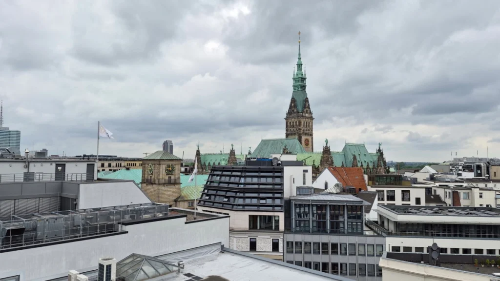 Der Blick auf des neue Rathaus