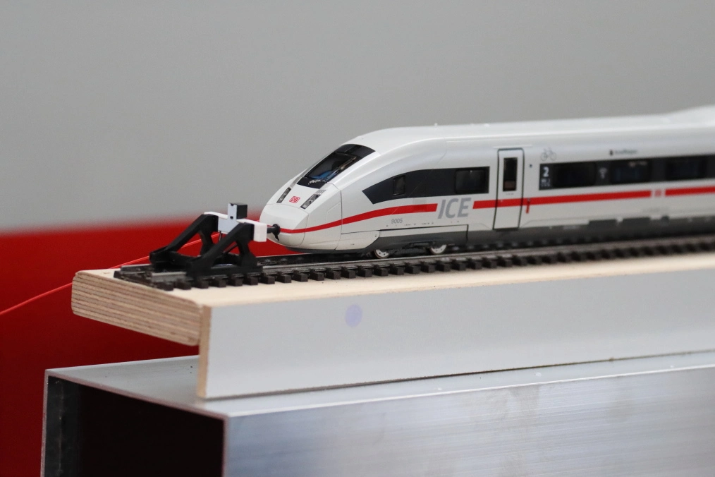 ICE-Taufe auf den Namen Knuffingen