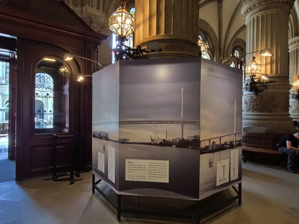 Ausstellung des Siegerentwurfs im Hamburger Rathaus
